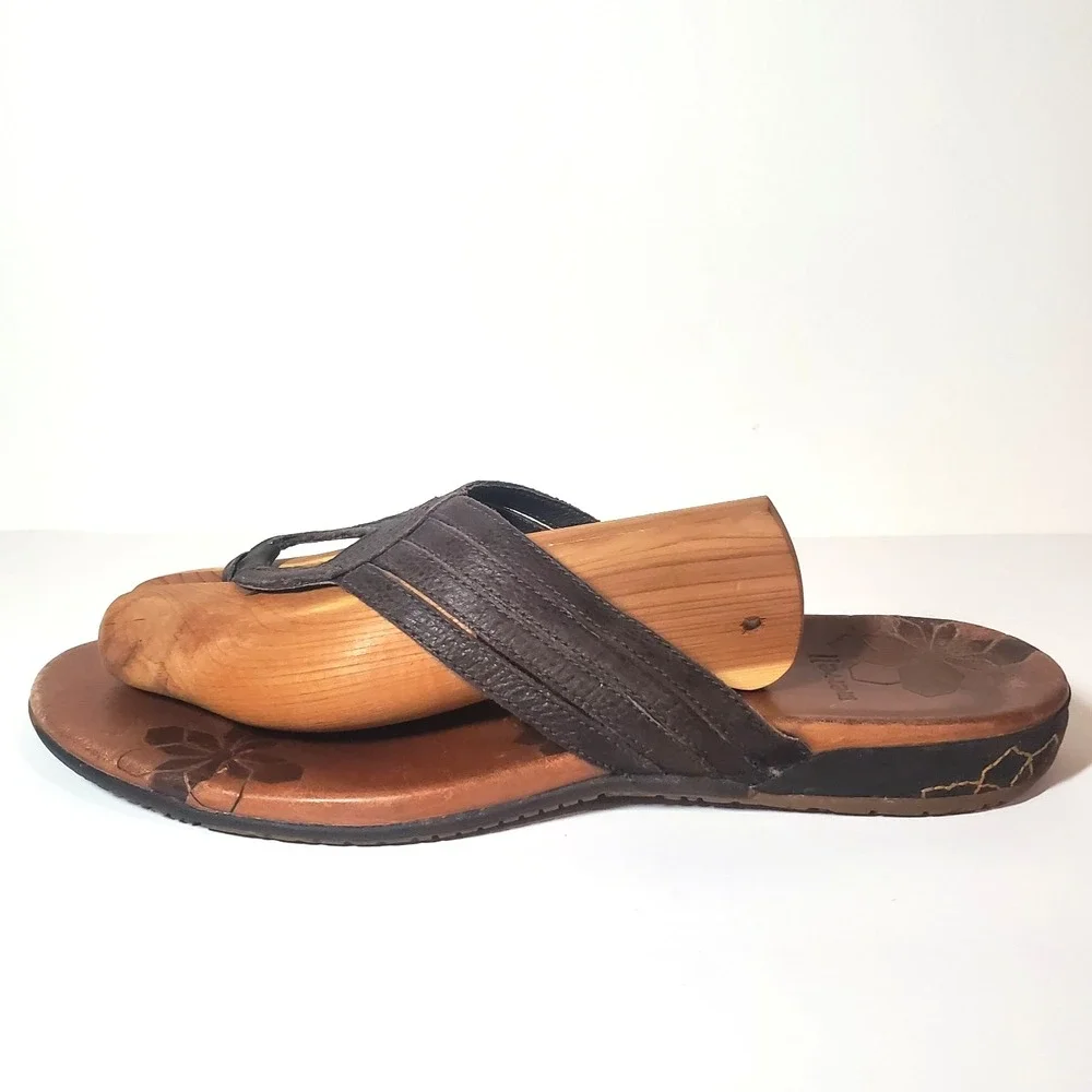Merrell Thong Sandal Lidia Mahogany Women's Size 10 Leather J46304 Slip-on